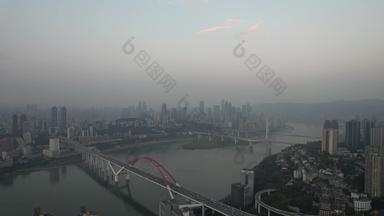 <strong>重庆</strong>城市风光菜园坝大桥交通航拍